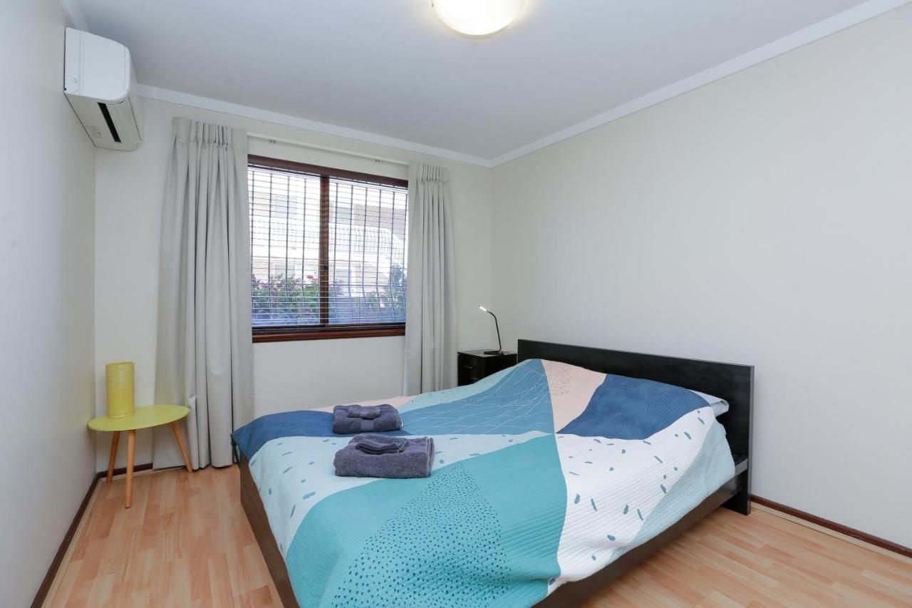 Parkline Apartments Perth Esterno foto