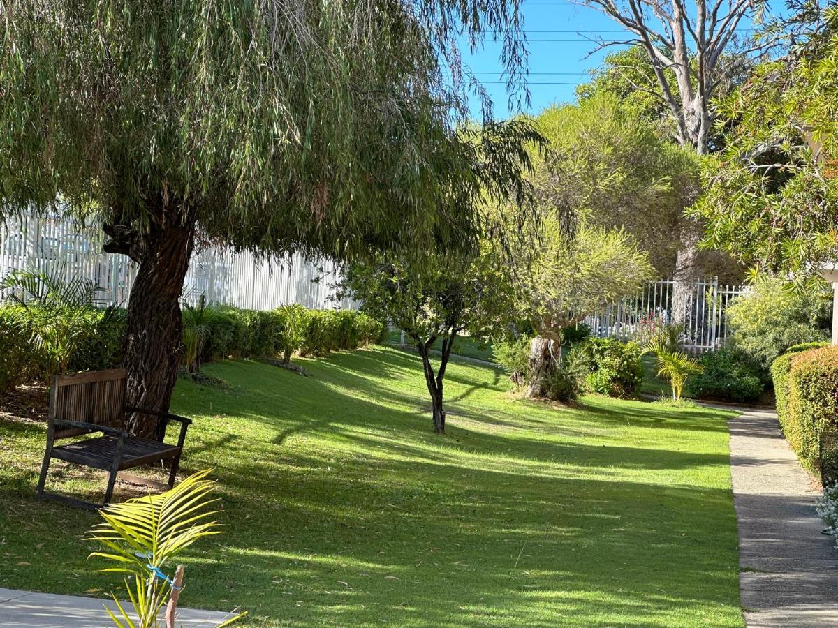 Parkline Apartments Perth Esterno foto